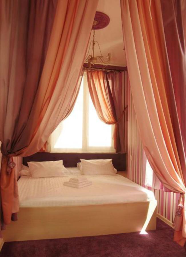 Hotel Зiрка Odessa Ngoại thất bức ảnh